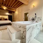 Pure Haven, Luxury And Suite, Old שאמברי