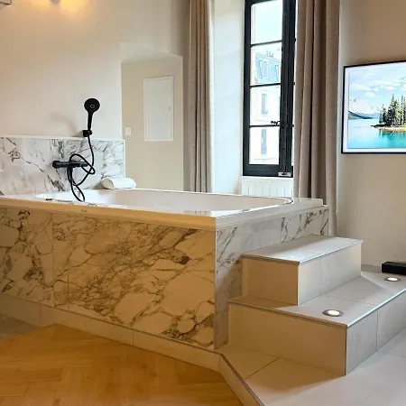 דירה Pure Haven, Luxury And Suite, Old שאמברי