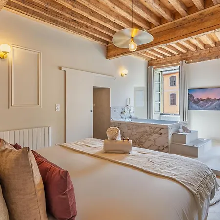 Pure Haven, Luxury And Suite, Old Lejlighed