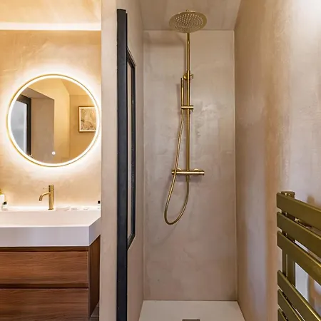 Pure Haven, Luxury And Suite, Old Lejlighed