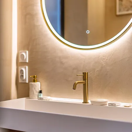 Pure Haven, Luxury And Suite, Old Lägenhet